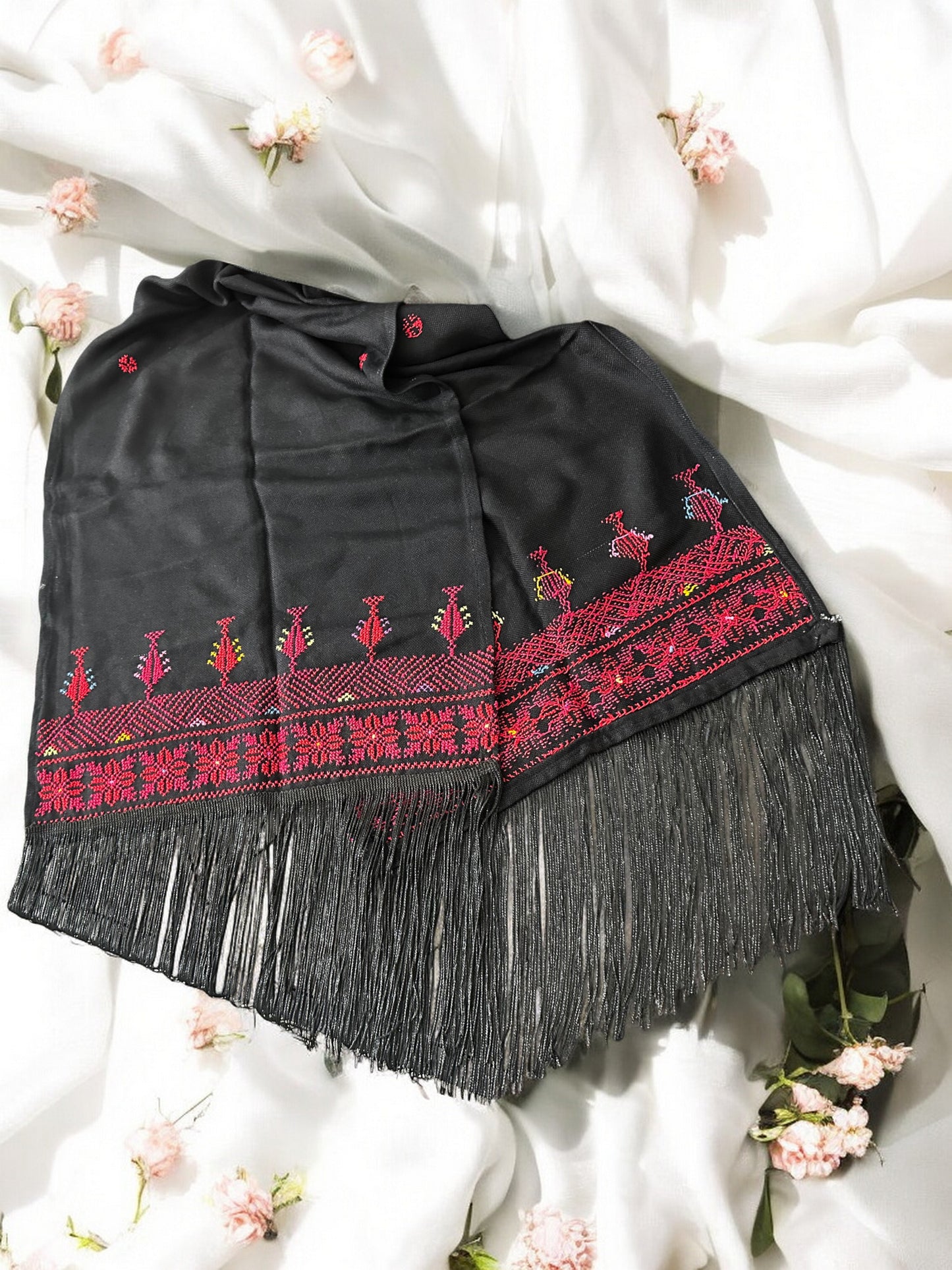 Tatreez Schal Handgestrickt