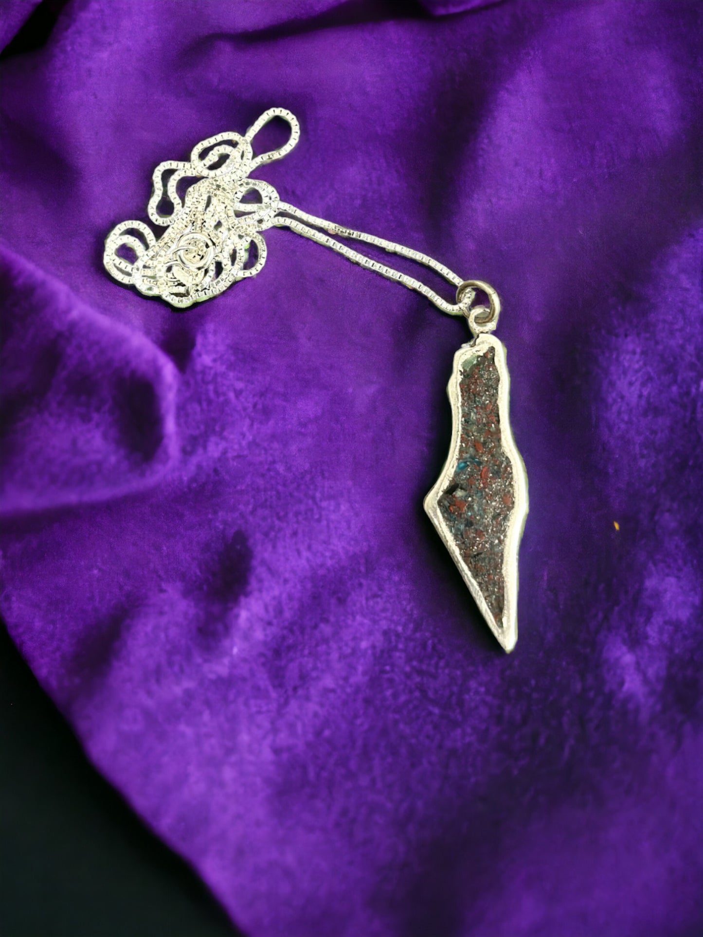 Palästina Karte Halskette aus Korallensteine